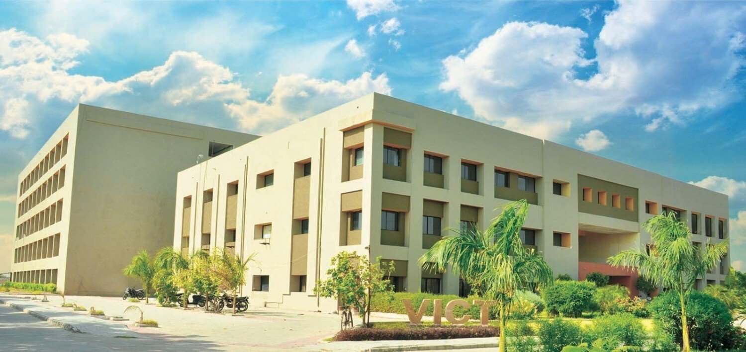 Swarrnim University